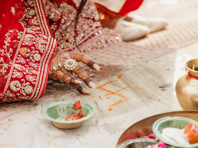 Parekshi and Paras's wedding in Dausa, Rajasthan 109