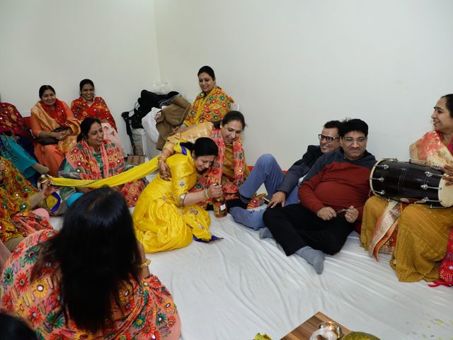 Akshay and Dharvi&apos;s wedding in South Delhi, Delhi NCR 60