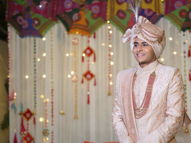 Prachi and Anunay's wedding in Dwarka, Delhi NCR 24