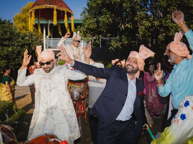 Vanshikha and Anant's wedding in Haridwar, Uttarakhand 6