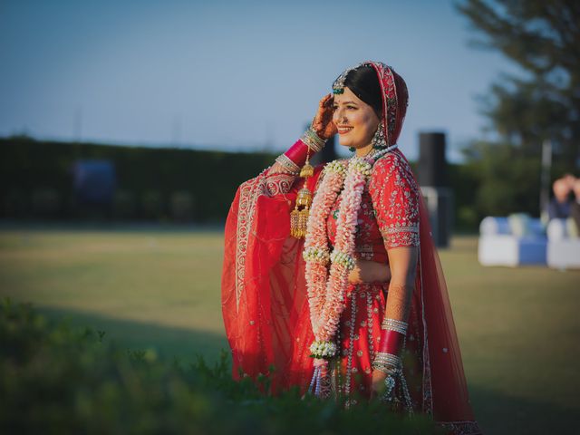 Vanshikha and Anant's wedding in Haridwar, Uttarakhand 28