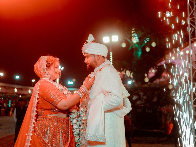 Riya and Anuj's wedding in Cuttack, Odisha 8