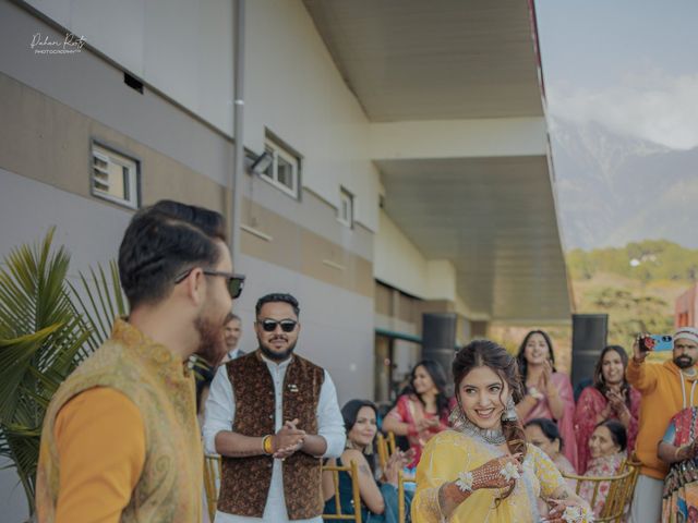 Kuhu and Archit's wedding in Kangra, Himachal Pradesh 12