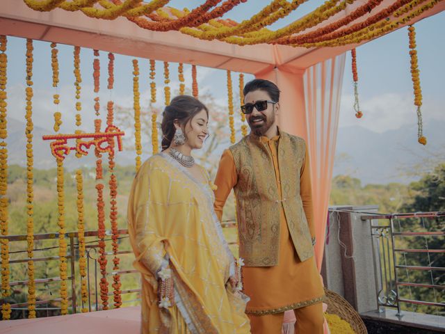 Kuhu and Archit's wedding in Kangra, Himachal Pradesh 4