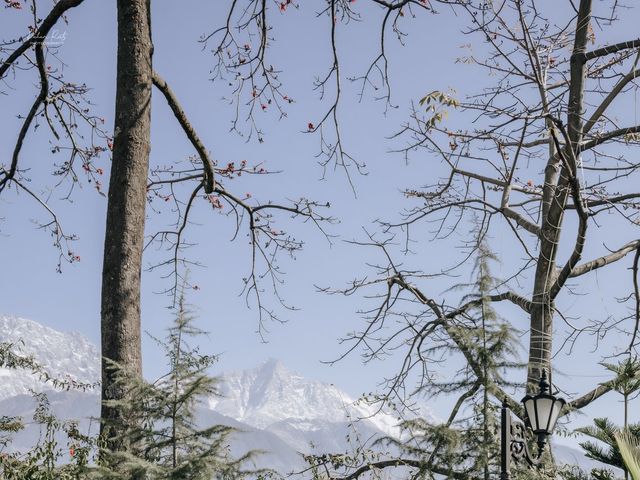 Kuhu and Archit's wedding in Kangra, Himachal Pradesh 30
