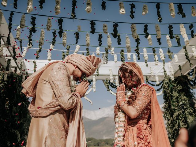 Kuhu and Archit's wedding in Kangra, Himachal Pradesh 72