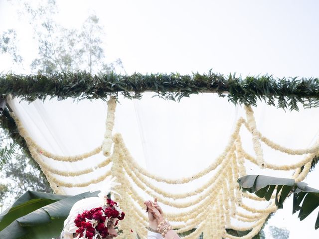 Shreya and Rahul's wedding in West Delhi, Delhi NCR 16