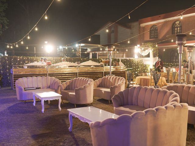 Shreya and Rahul's wedding in West Delhi, Delhi NCR 60