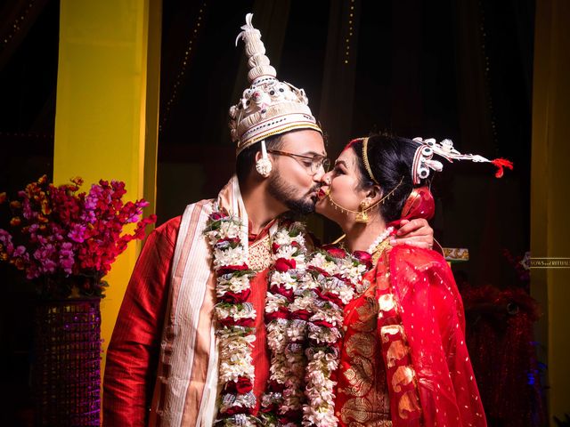 Shounak and Mohana&apos;s wedding in Cachar, Assam 12