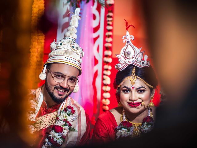 Shounak and Mohana&apos;s wedding in Cachar, Assam 18