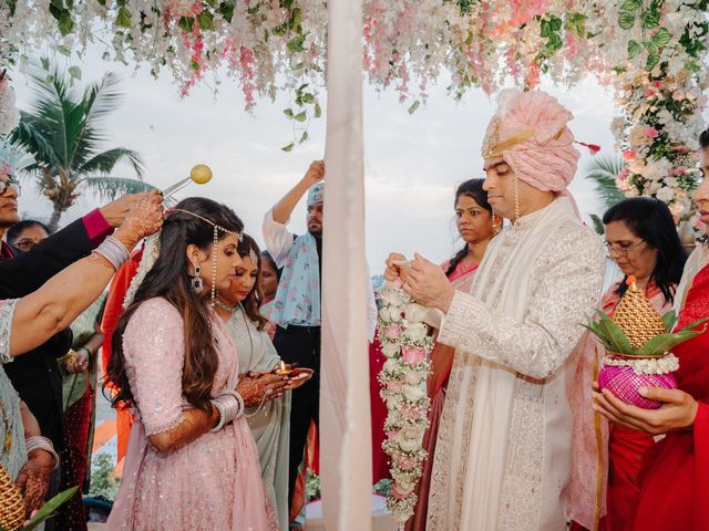 Deepali and Leroy's wedding in Mumbai, Maharashtra 16