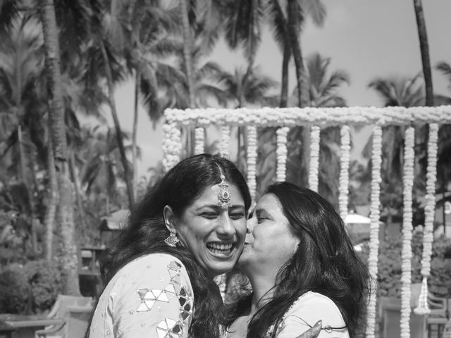 Anushka and Manish&apos;s wedding in North Goa, Goa 13