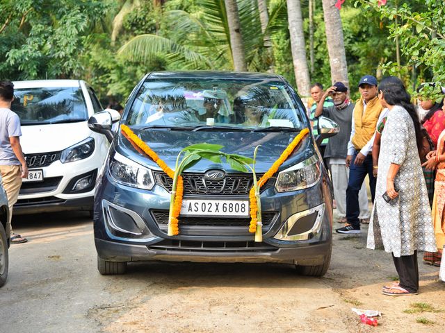 Mandipan and Lipika&apos;s wedding in Nagaon, Assam 1