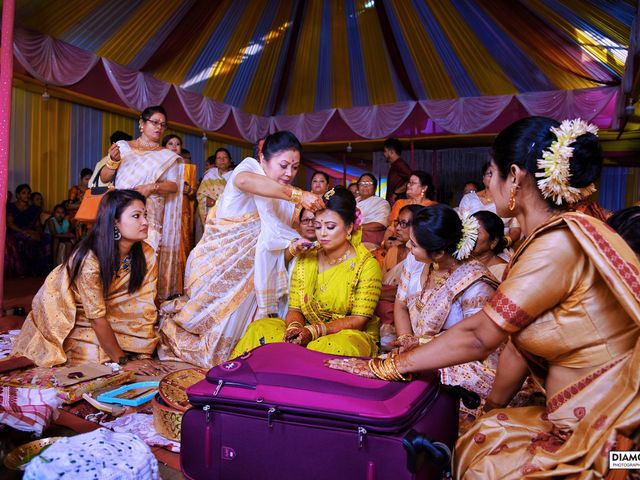 Mandipan and Lipika&apos;s wedding in Nagaon, Assam 26