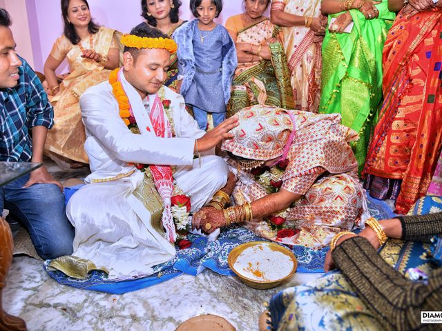 Mandipan and Lipika&apos;s wedding in Nagaon, Assam 94