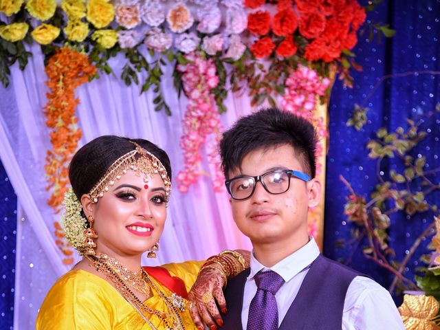 Mandipan and Lipika&apos;s wedding in Nagaon, Assam 169