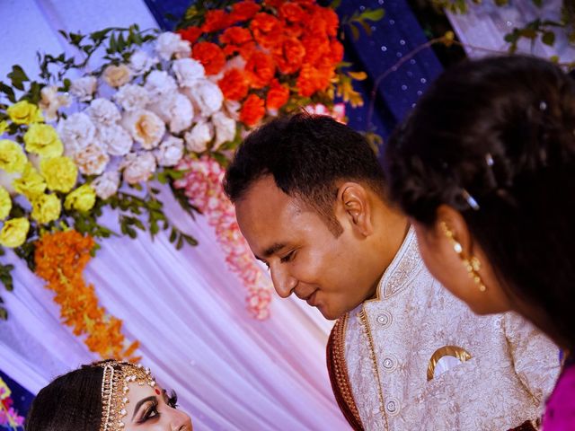 Mandipan and Lipika&apos;s wedding in Nagaon, Assam 173