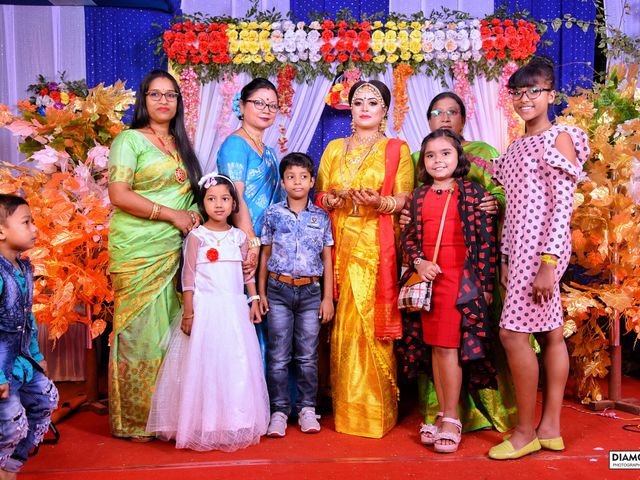 Mandipan and Lipika&apos;s wedding in Nagaon, Assam 175
