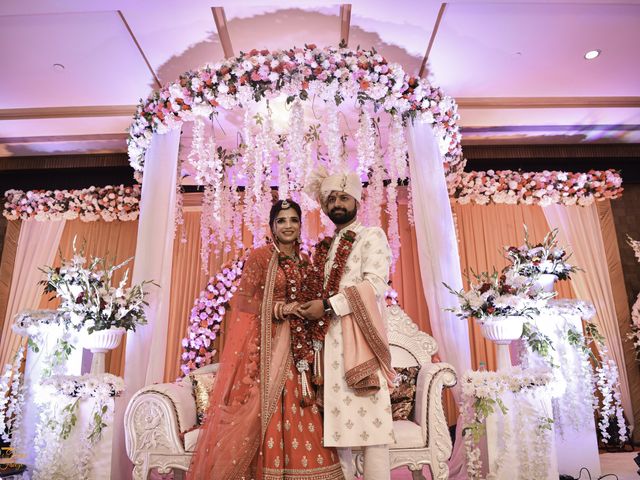 Pooja and Sandeep&apos;s wedding in Noida, Delhi NCR 15