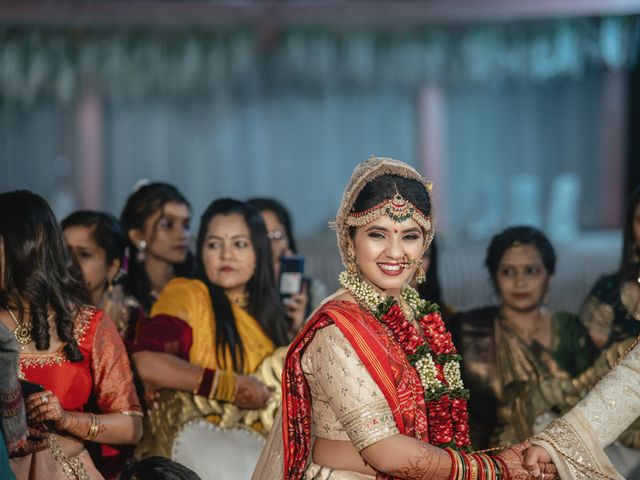 Pruthvi and Priya's wedding in Ahmedabad, Gujarat 6