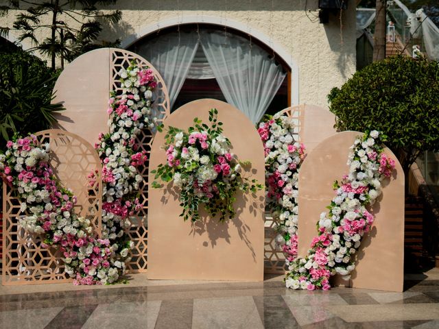 Prachi and Kishan's wedding in Mumbai, Maharashtra 16
