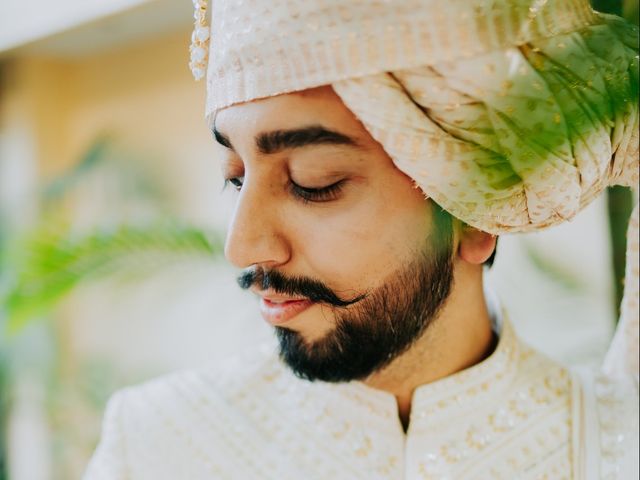 Prachi and Kishan's wedding in Mumbai, Maharashtra 21