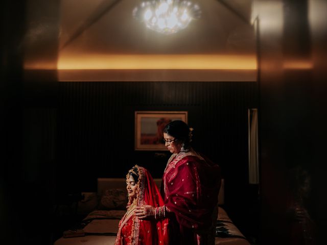 Prachi and Kishan's wedding in Mumbai, Maharashtra 23