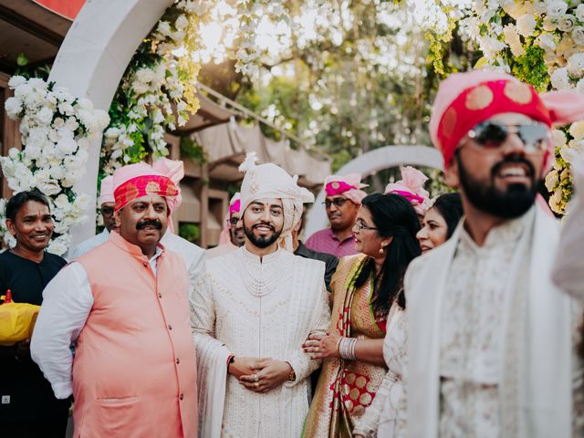 Prachi and Kishan's wedding in Mumbai, Maharashtra 29