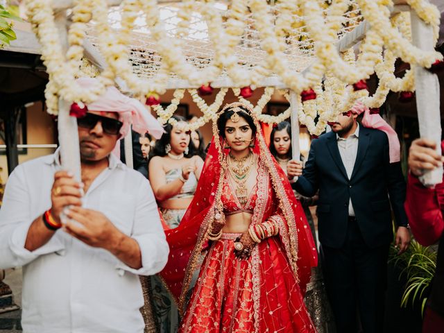 Prachi and Kishan's wedding in Mumbai, Maharashtra 30