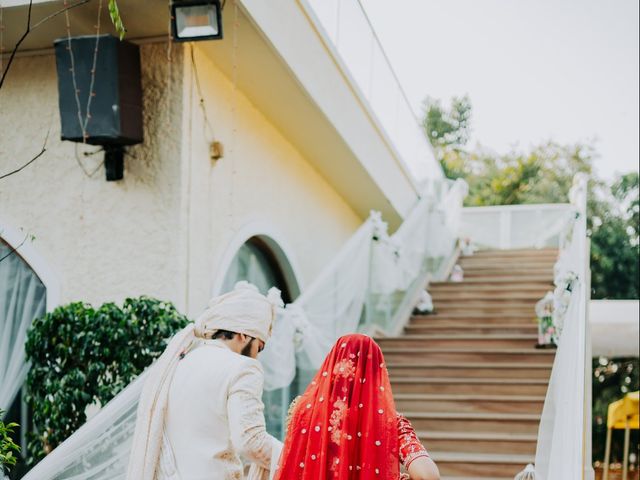 Prachi and Kishan's wedding in Mumbai, Maharashtra 33