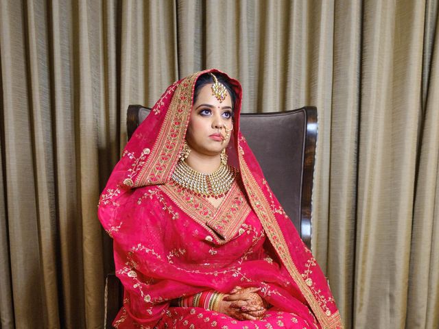 Sakshi and Abhaysheraz's wedding in Solan, Himachal Pradesh 6