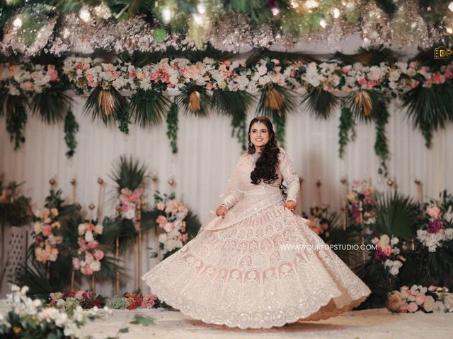 Akansha and Vaibav's wedding in Lucknow, Uttar Pradesh 13