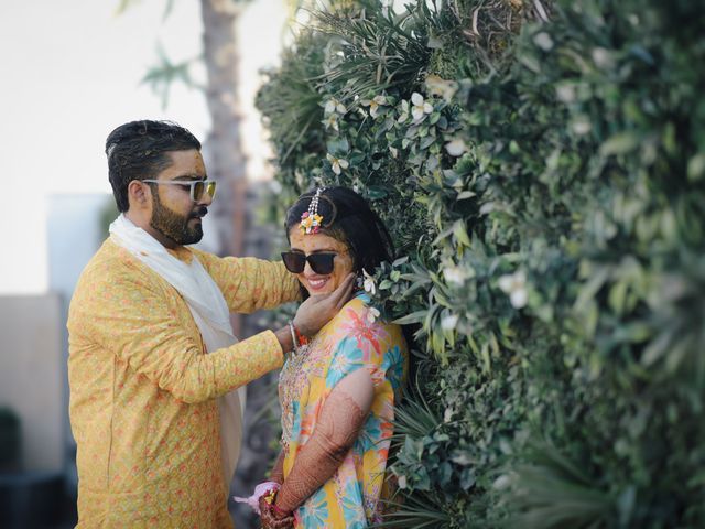 Akansha and Vaibav's wedding in Lucknow, Uttar Pradesh 17