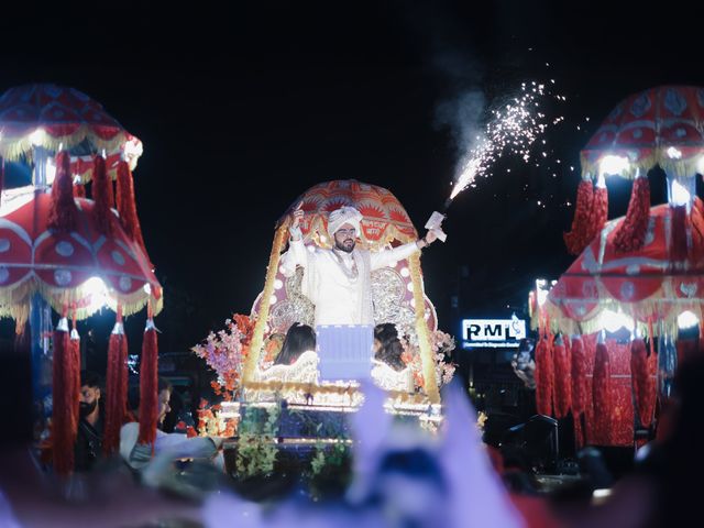 Akansha and Vaibav's wedding in Lucknow, Uttar Pradesh 22