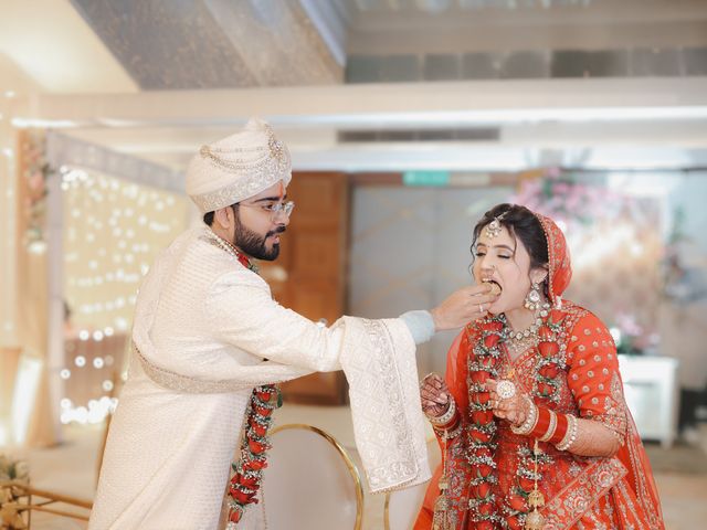 Akansha and Vaibav's wedding in Lucknow, Uttar Pradesh 25