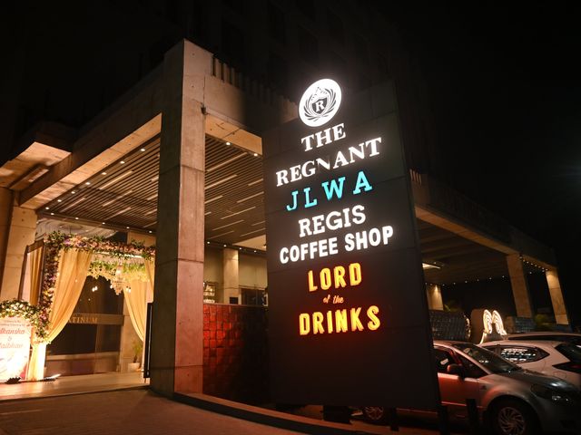 Akansha and Vaibav's wedding in Lucknow, Uttar Pradesh 29