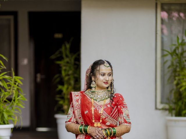 Shivani and Sandesh's wedding in Nashik, Maharashtra 15