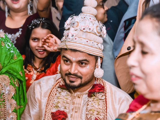 Sunali and Jayanta&apos;s wedding in Nagaon, Assam 61