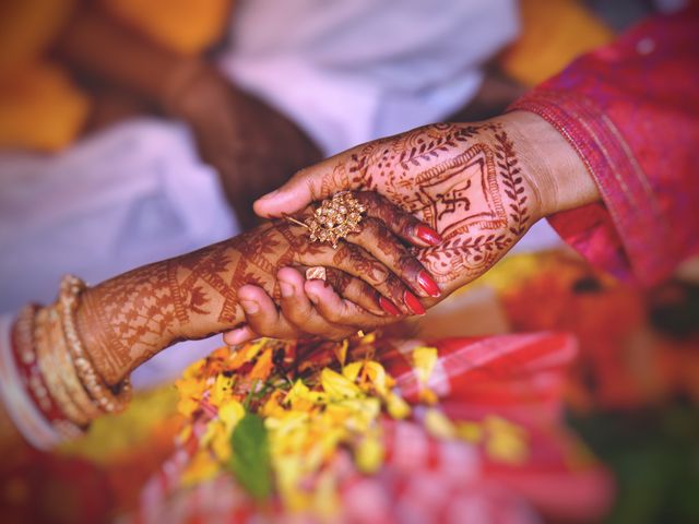 Sunali and Jayanta&apos;s wedding in Nagaon, Assam 74