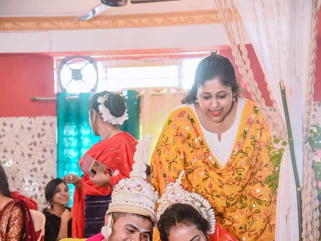 Sunali and Jayanta&apos;s wedding in Nagaon, Assam 81