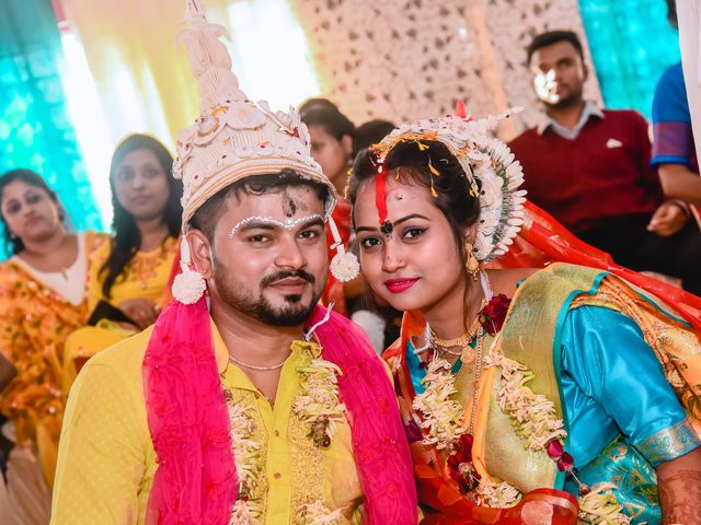 Sunali and Jayanta&apos;s wedding in Nagaon, Assam 83