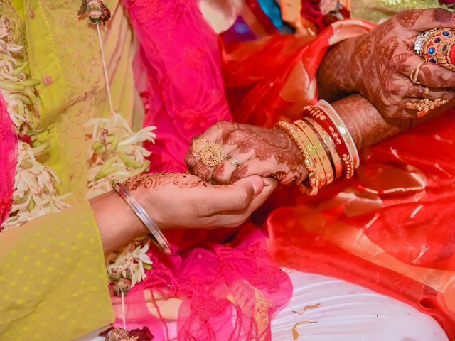 Sunali and Jayanta&apos;s wedding in Nagaon, Assam 84