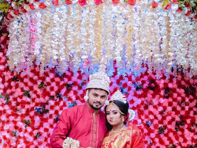 Sunali and Jayanta&apos;s wedding in Nagaon, Assam 91