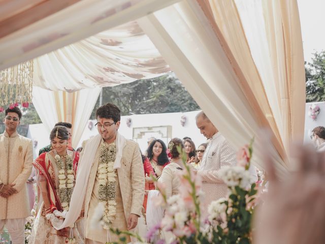 adi and aayushi's wedding in Kolkata, West Bengal 19