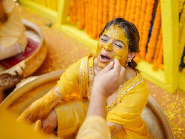 adi and aayushi's wedding in Kolkata, West Bengal 40