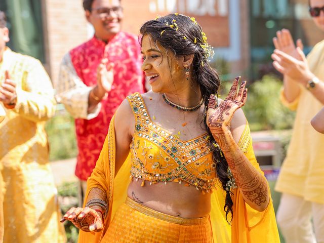 adi and aayushi's wedding in Kolkata, West Bengal 45