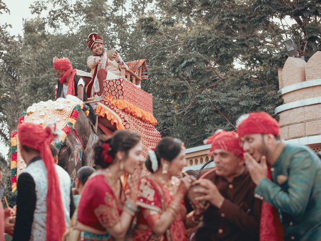 Nishtha and Nirmal&apos;s wedding in Rajkot, Gujarat 18
