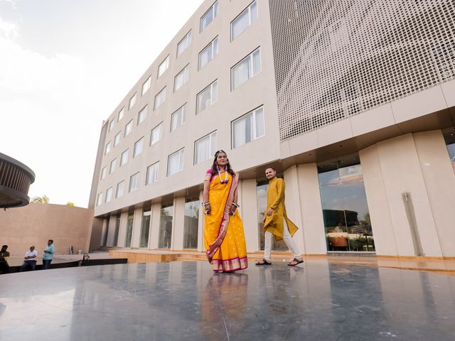 Gaurav and Diksha&apos;s wedding in Nashik, Maharashtra 20
