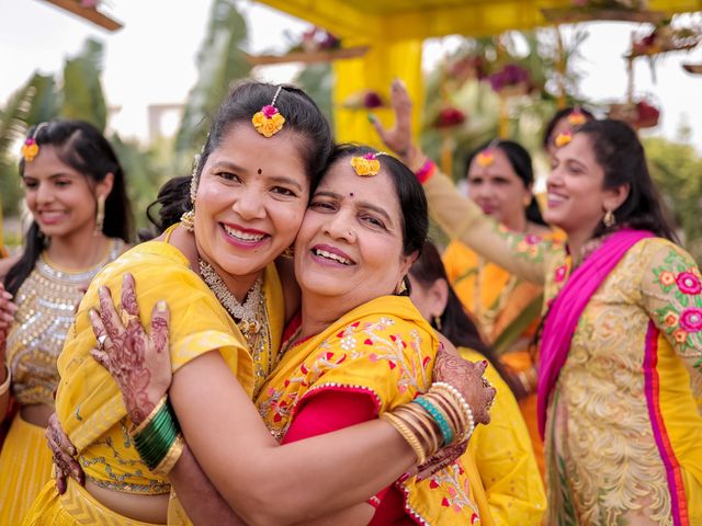 Gaurav and Diksha&apos;s wedding in Nashik, Maharashtra 37
