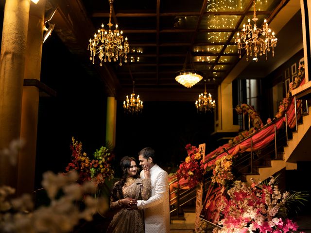 Madhuparna and Sayan's wedding in North 24 Parganas, West Bengal 21